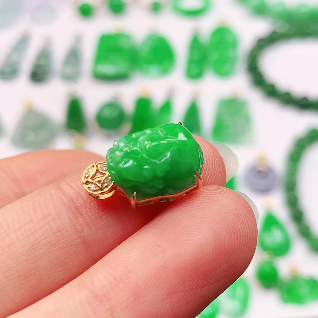 吊坠(不含链)18K金镶嵌翡翠