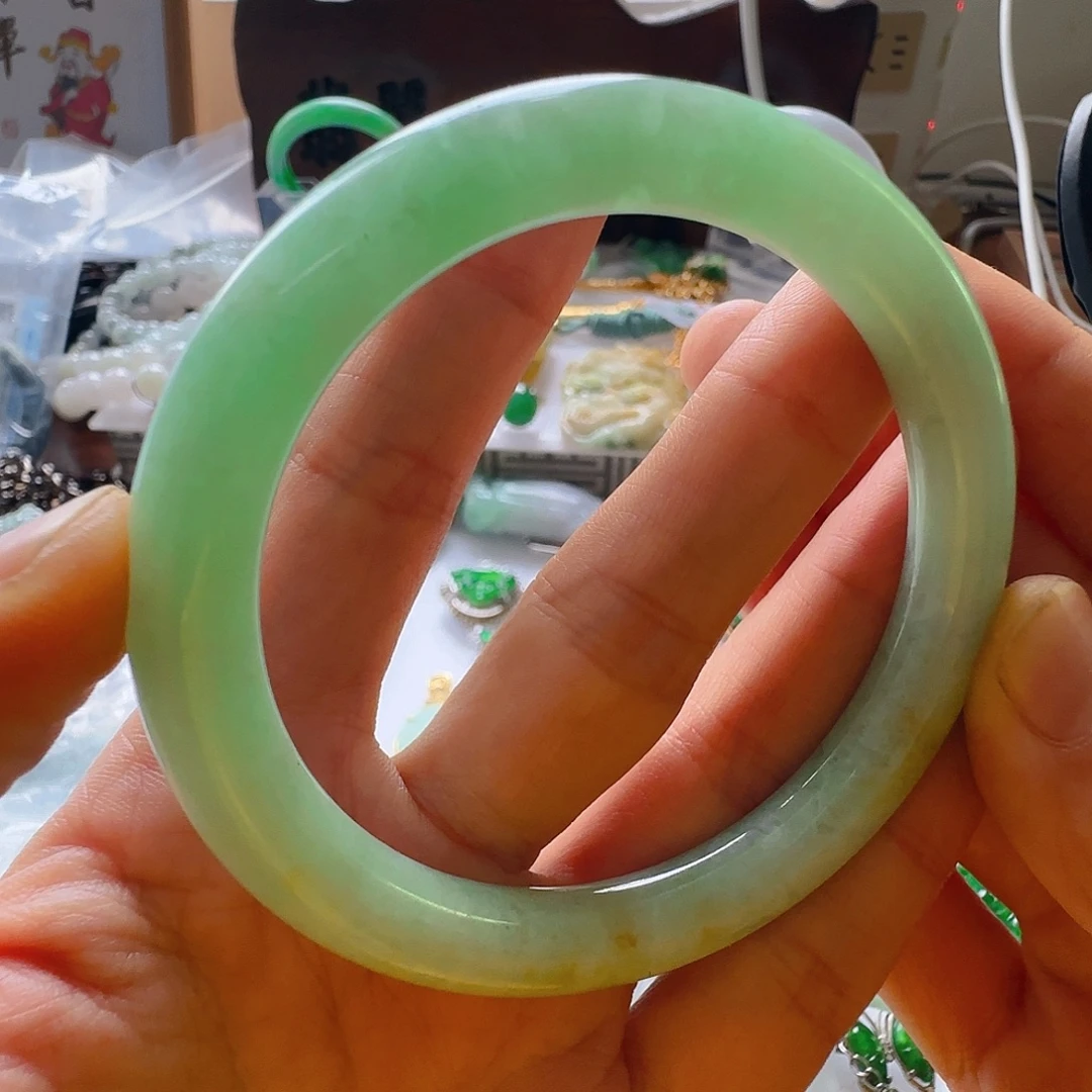 翡翠未镶嵌手镯翡翠2200