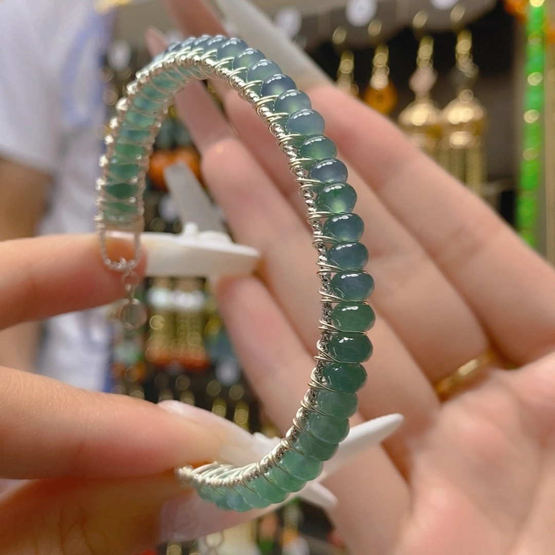 合金翡翠耳饰翡翠