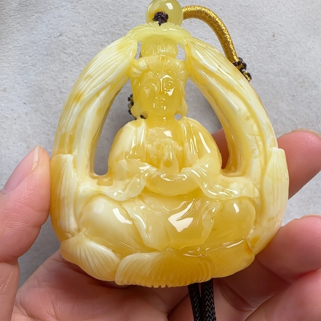 蜜蜡未镶嵌珠宝奇石