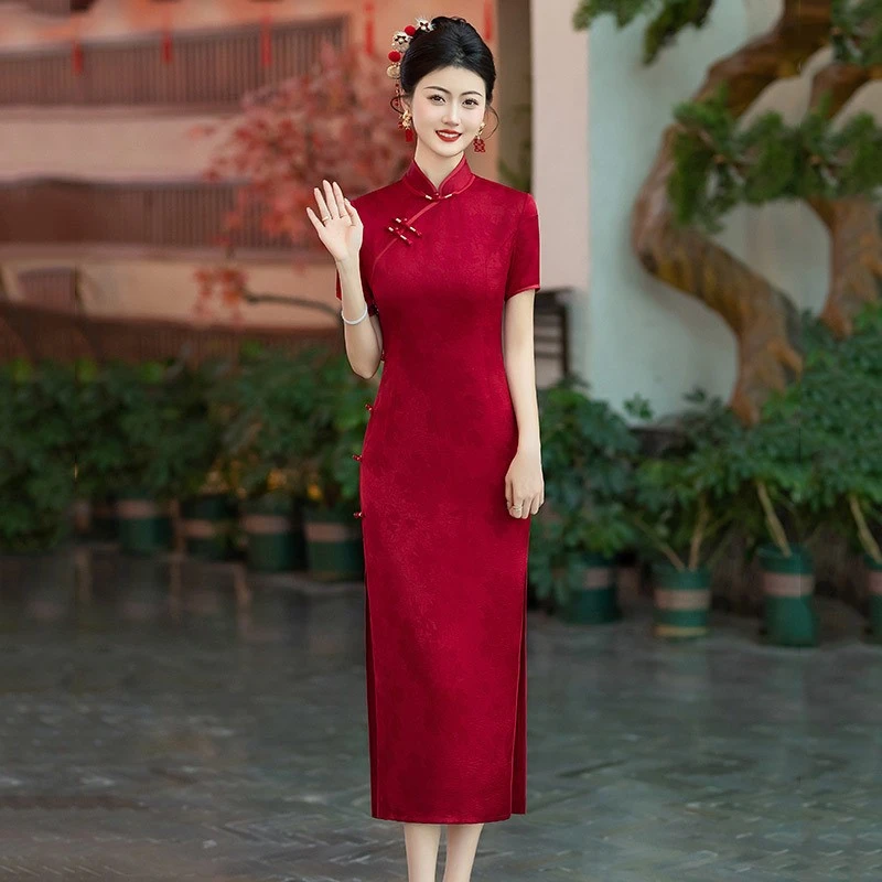 喜婆婆旗袍婚宴装2025年新款春妈妈结婚喜宴喜服新式红色修身礼服