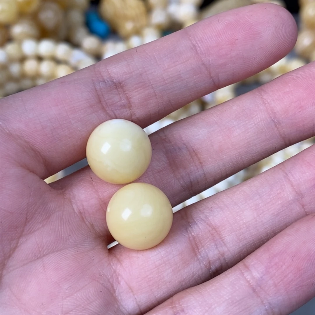 ****虹蜜蜡未镶嵌珠宝奇石3g