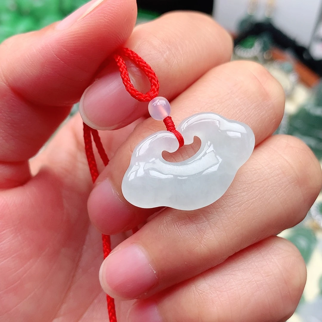 翡翠未镶嵌颈饰吊坠