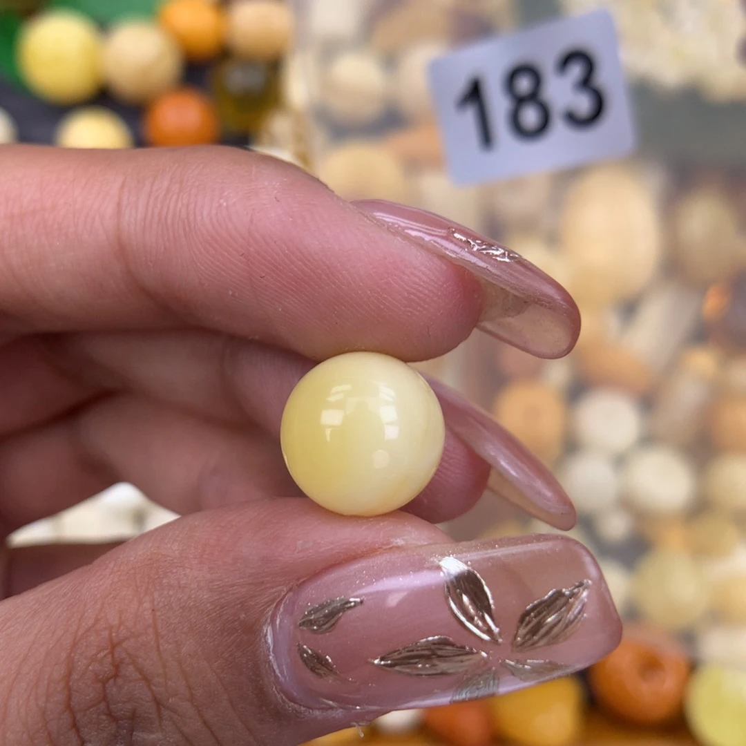 琥珀珠宝奇石未镶嵌11.2