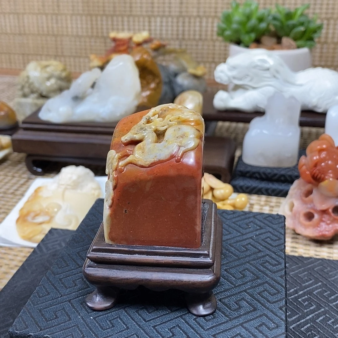 印石寿山石金狮峰