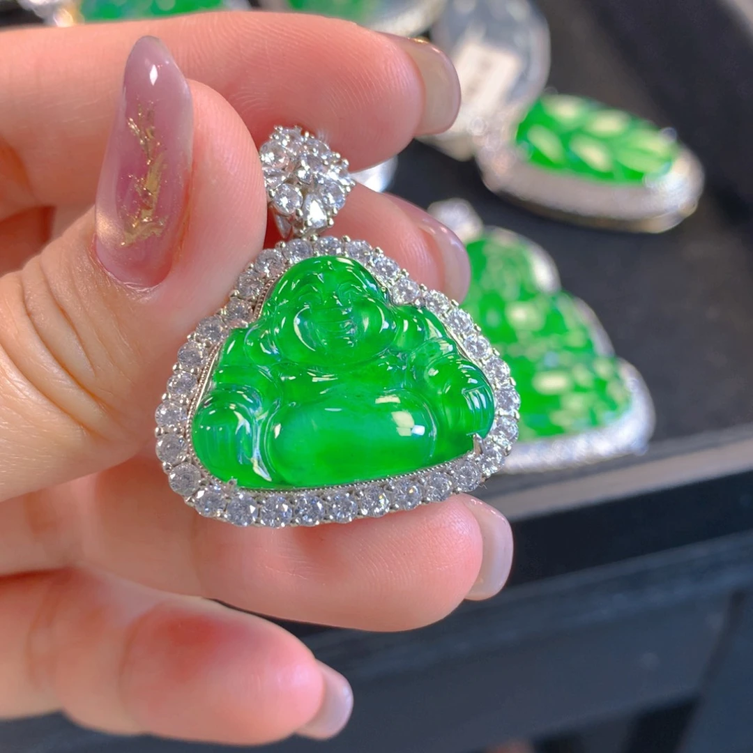 翡翠颈饰银S925镶嵌翡翠