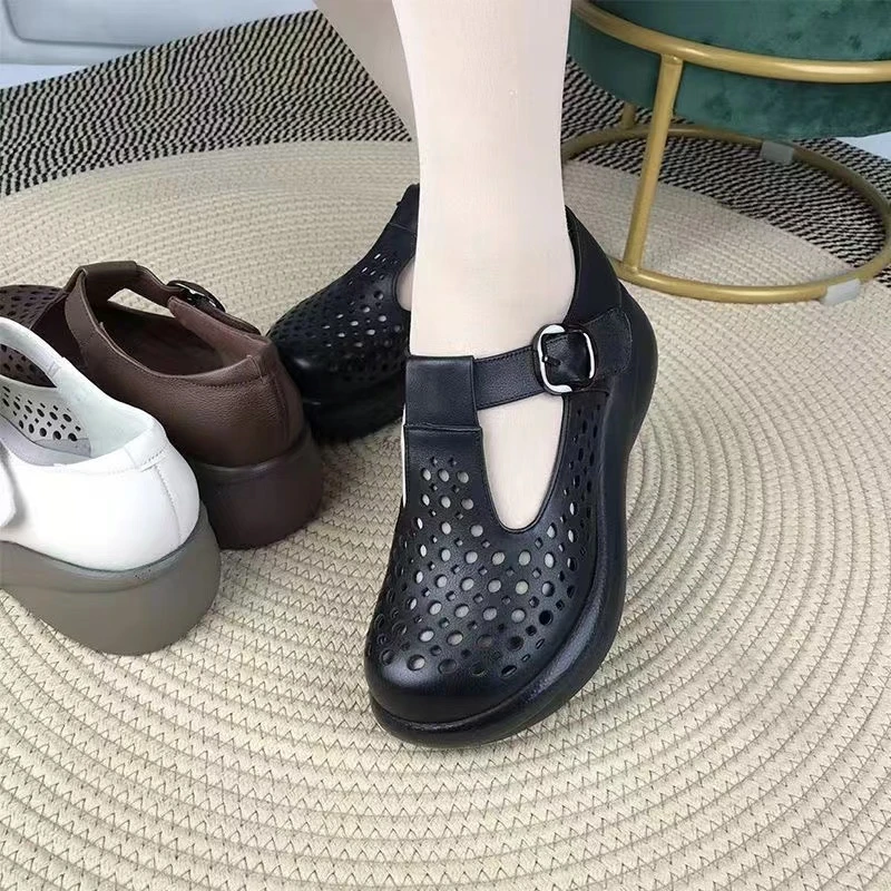 平底女鞋真皮复古圆头镂空网眼凉鞋女软底轻便时尚坡跟厚底丁字鞋
