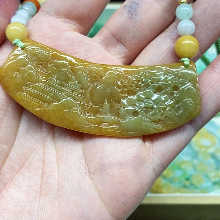 翡翠颈饰未镶嵌翡翠吊坠