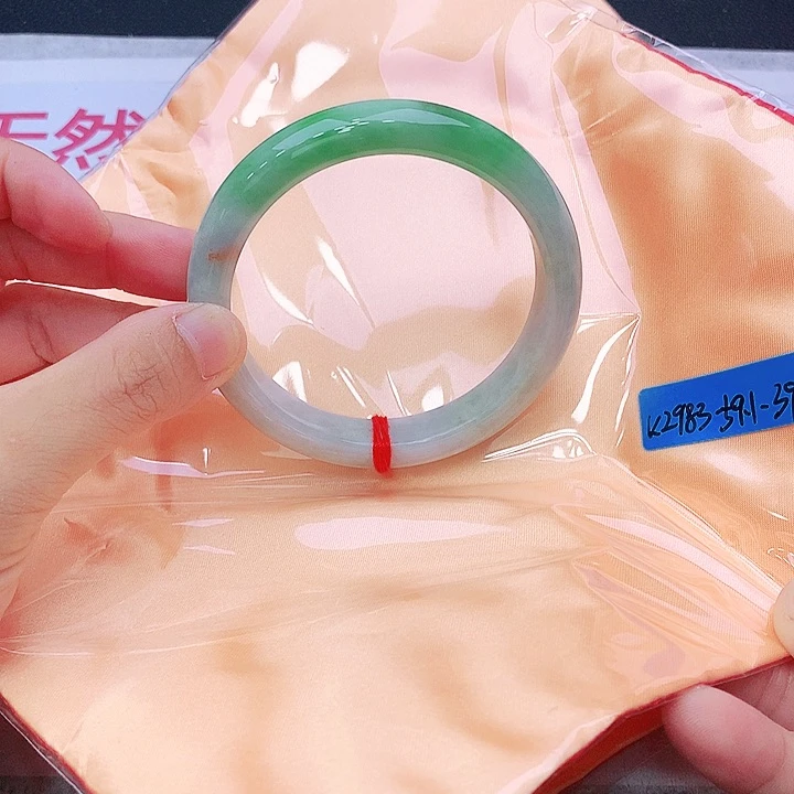 未镶嵌手镯翡翠翡翠