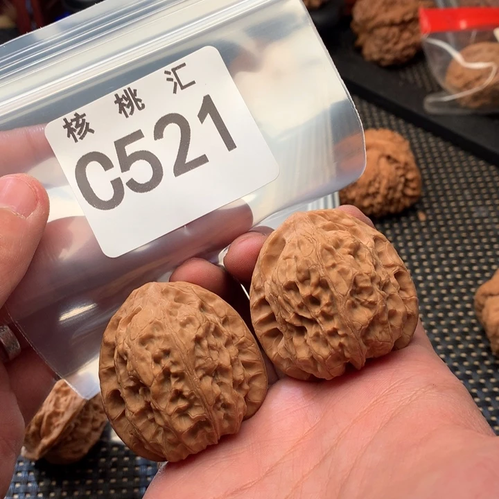 吊坠文玩核桃靠山王