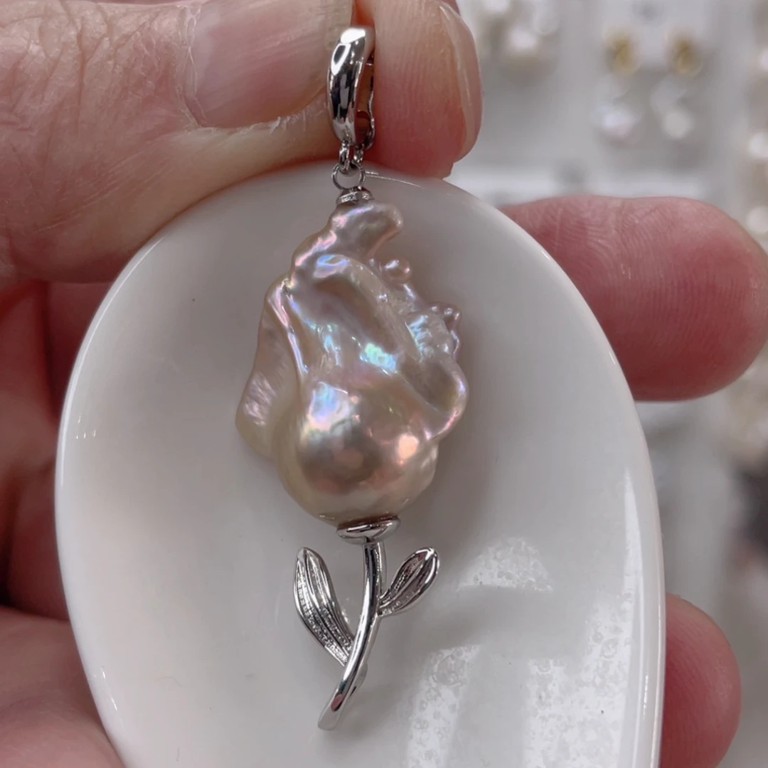 颈饰未镶嵌淡水珍珠