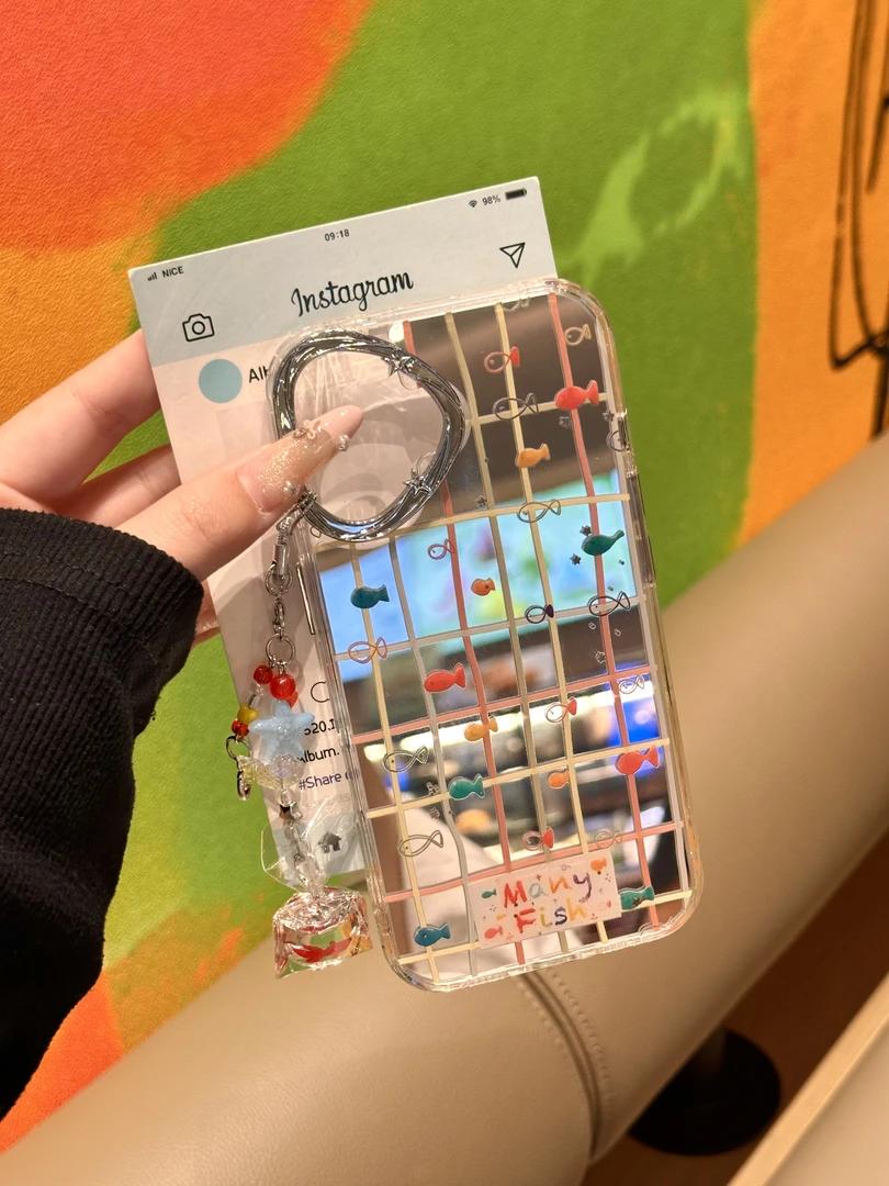 ins韩风网格满屏小鱼适用于iPhone16Promax手机壳苹果15pm可爱14p