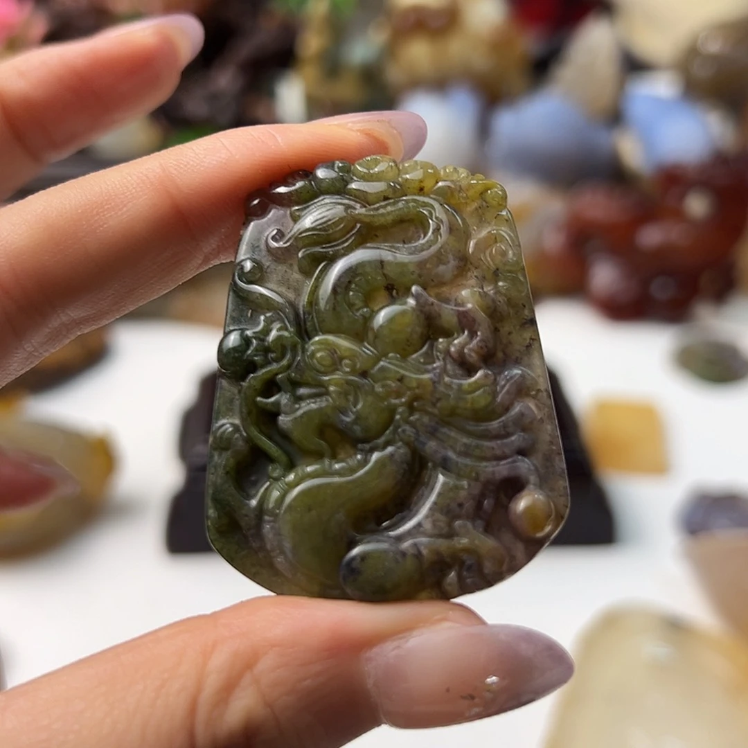 玛瑙/玉髓颈饰未镶嵌