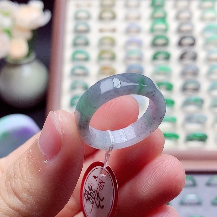 翡翠未镶嵌戒指23号