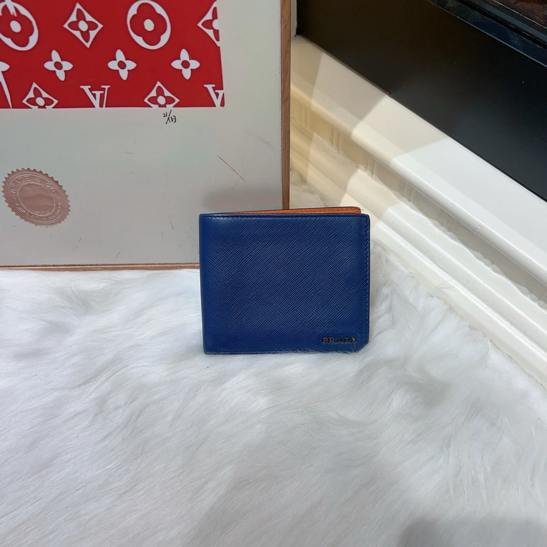 95新 Prada/普拉达 普拉达短款对折钱包 cj3515