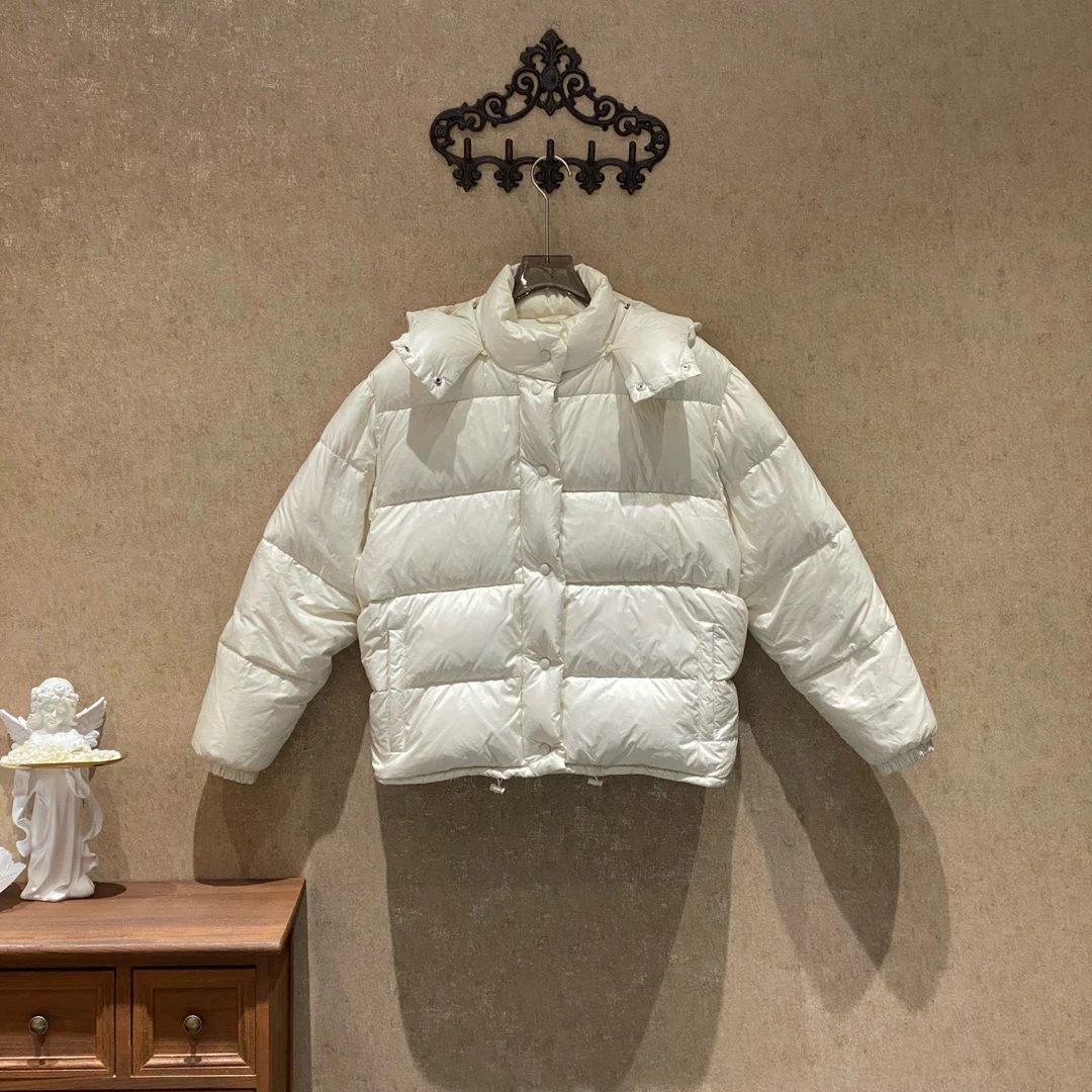 99新 MIU MIU/缪缪 奶白色背后字母logo印花羽绒服/38码/31899