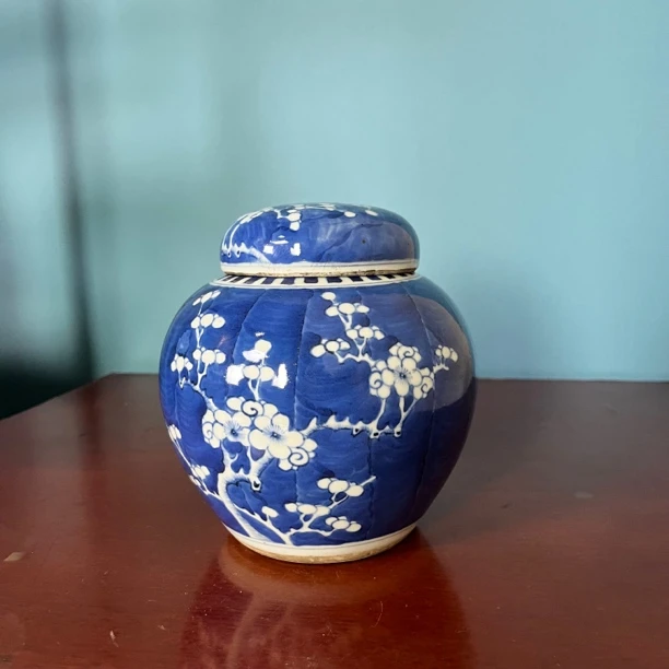 1019 晚清冰梅留白盖罐