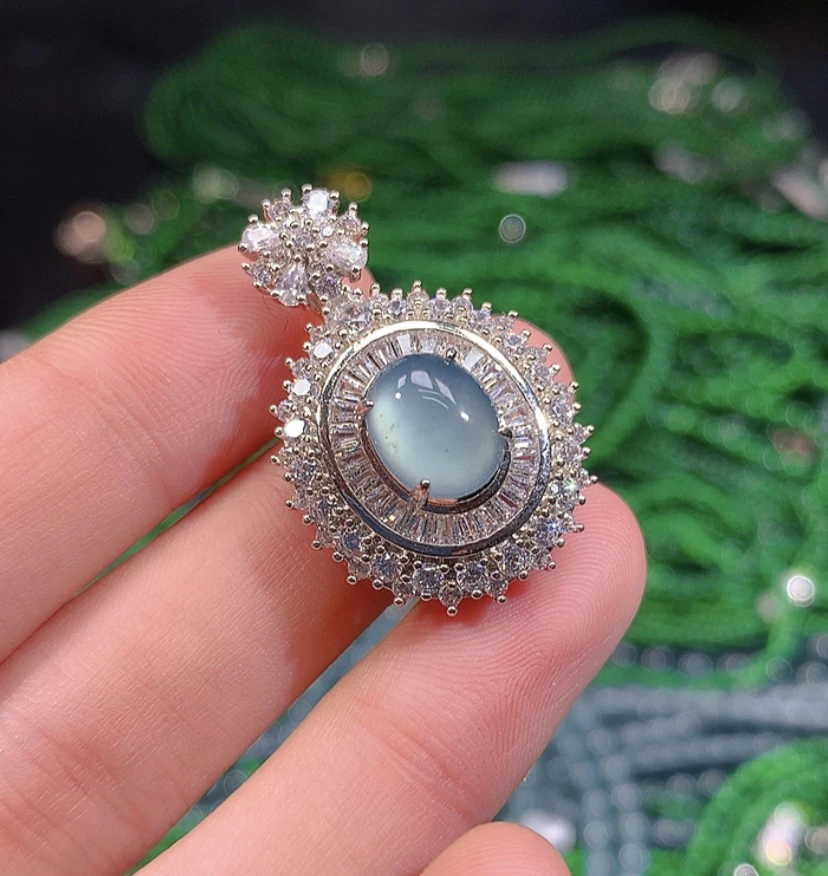 天然a货翡翠蛋面吊坠