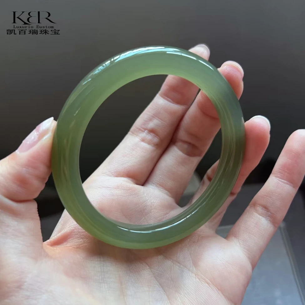 新款天然和田玉收藏湖水绿手镯简约百搭大气 JJ0109024