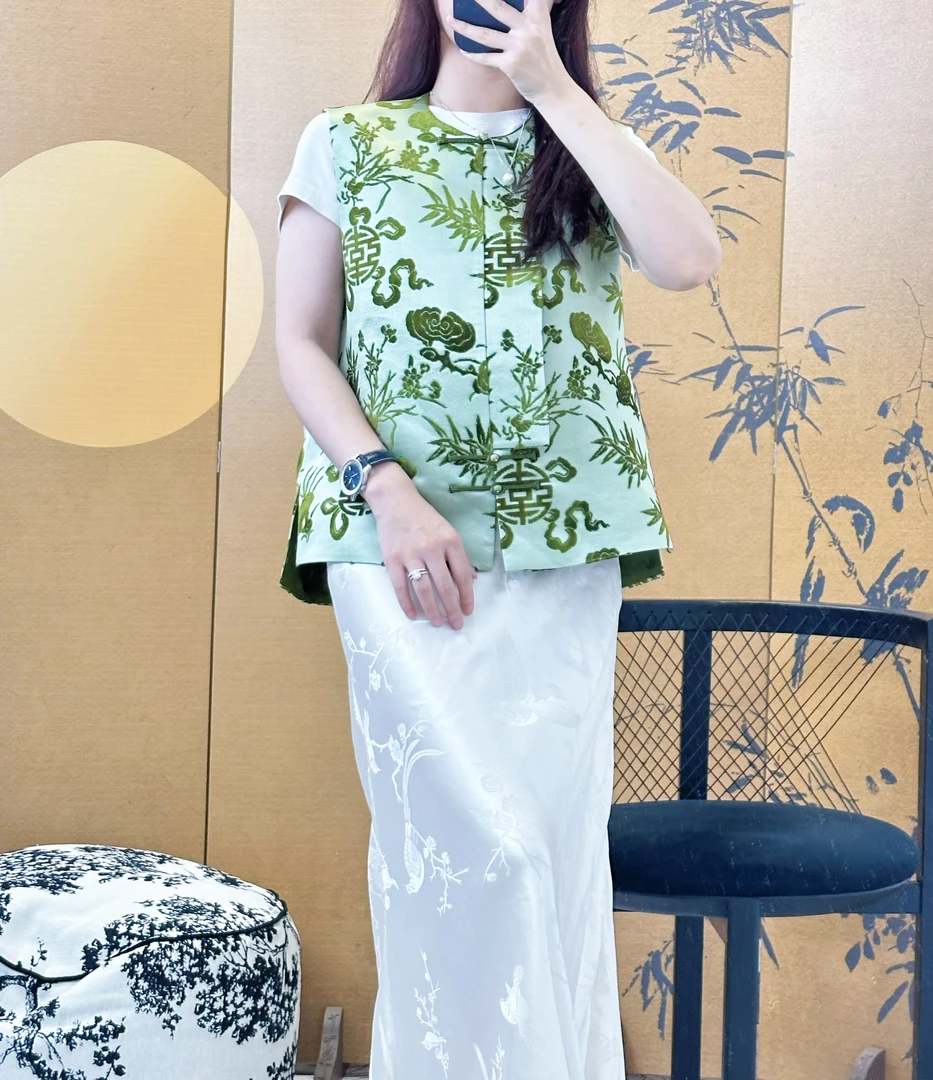 【香绮名夏】新中式漳缎马甲青枝映月（灵枝万喜）