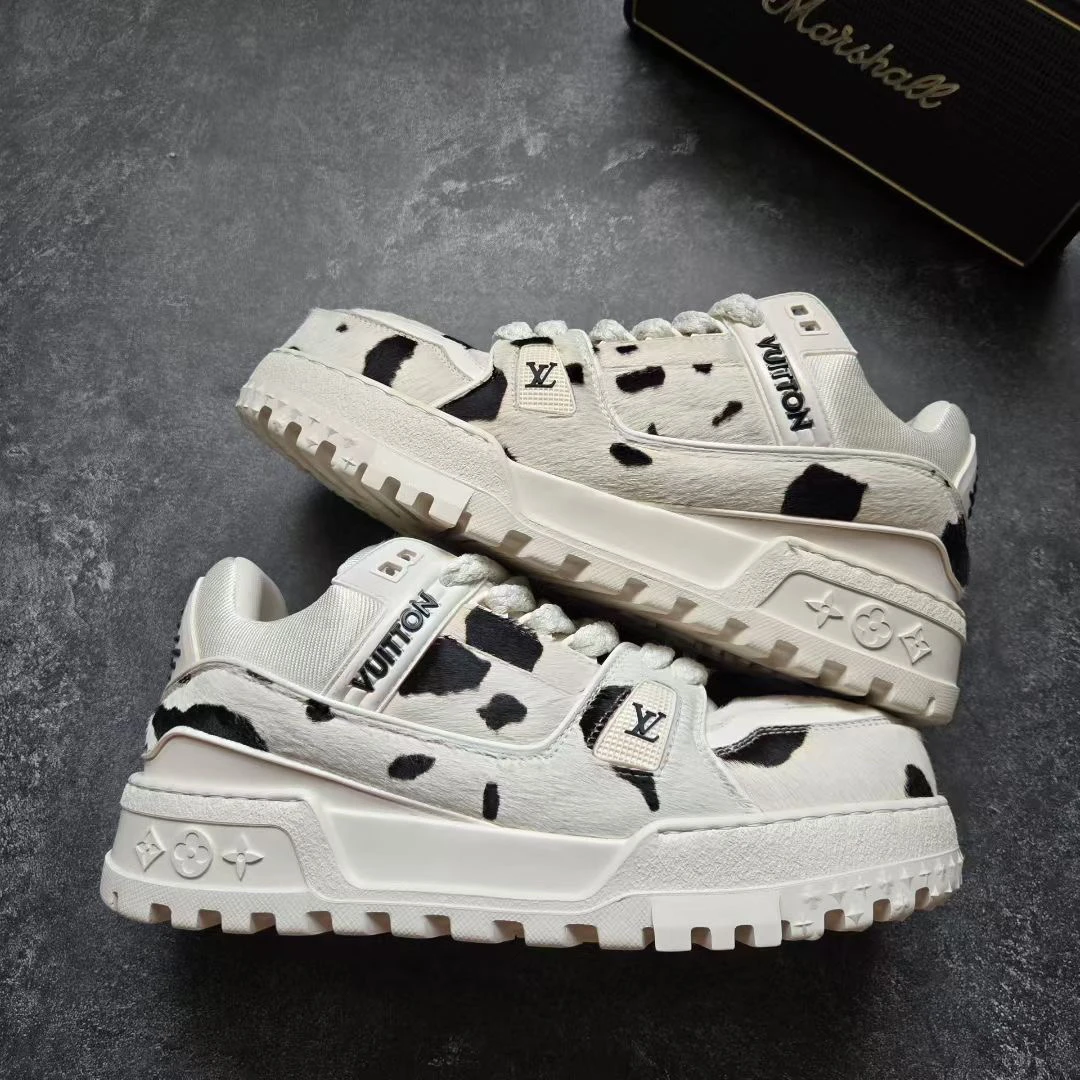 99新 LouisVuitton/路易威登 41码 TRAINER MAXI 马毛奶牛胖丁鞋