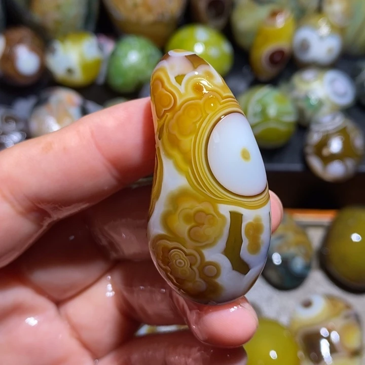 未镶嵌玛瑙/玉髓珠宝半成品97