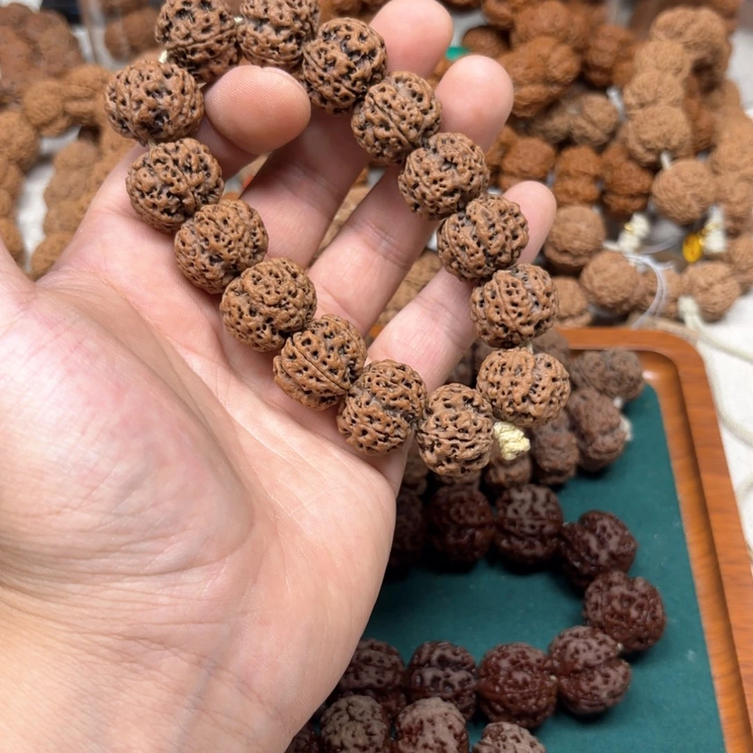 金刚菩提吊坠古龙梅花