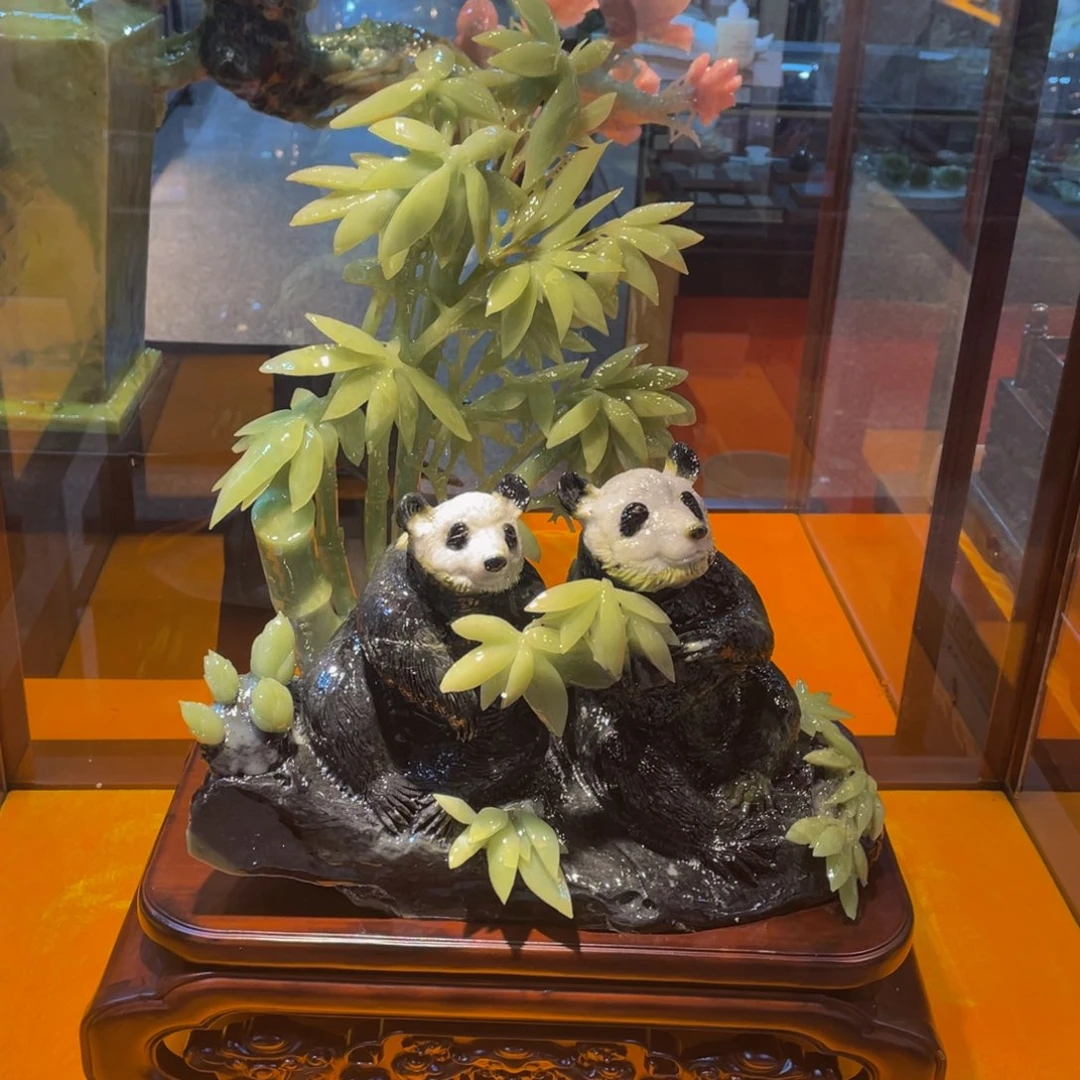 蛇纹石玉未镶嵌摆件