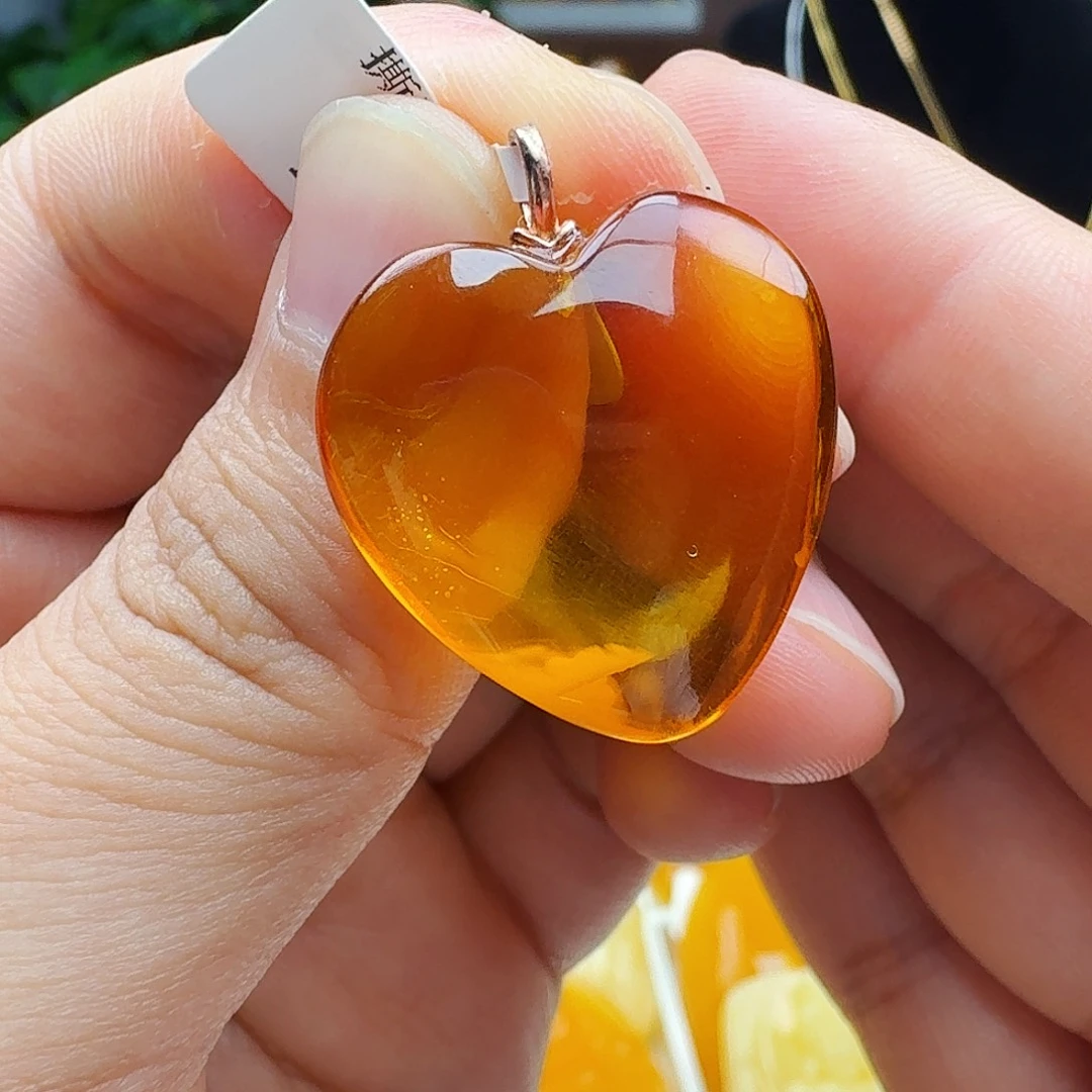 琥珀颈饰未镶嵌天然保真假一赔十