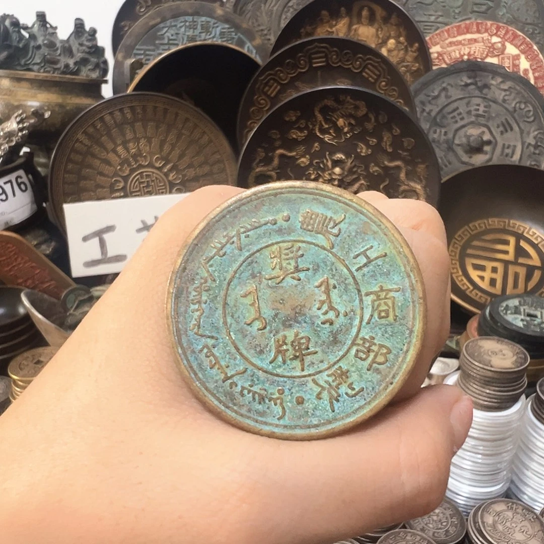 金属复古风格摆件