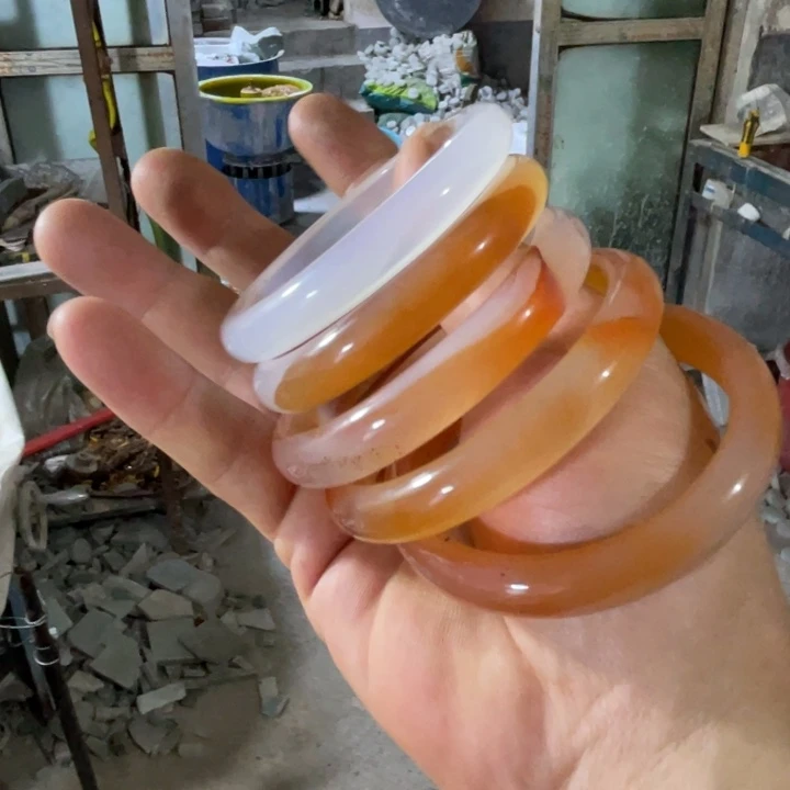 石英质玉未镶嵌吊坠(不含链)