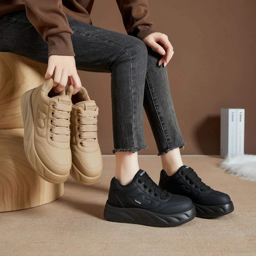 c95720大码高帮女鞋秋冬新款2025女士板鞋运动鞋女休闲鞋棉鞋百搭