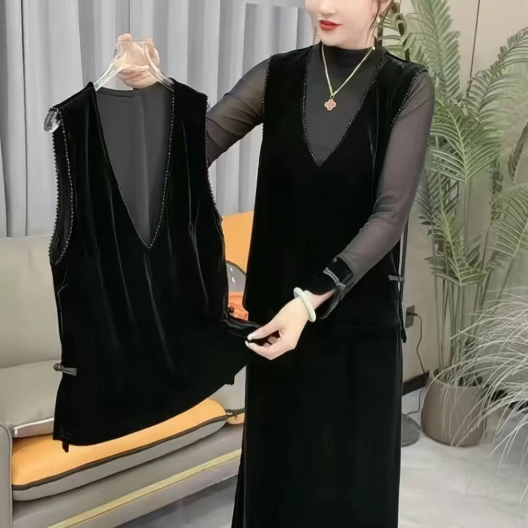 黑色丝绒边黑色珠子马甲8026HPNMQ