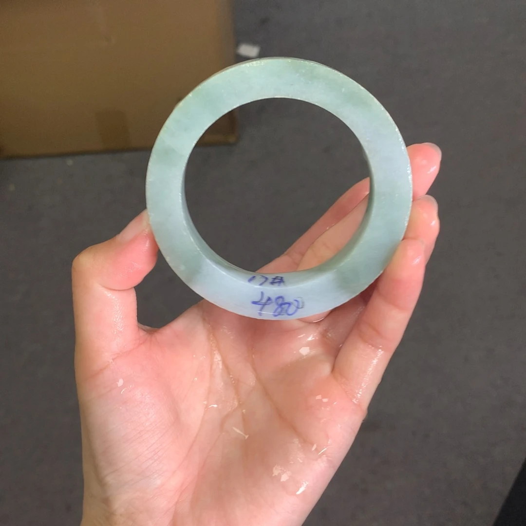 【闪购商品】定制翡翠手镯未镶嵌