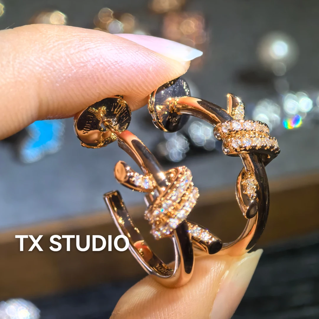 铜合金耳饰 花花家科科半耳圈重工系列06697a