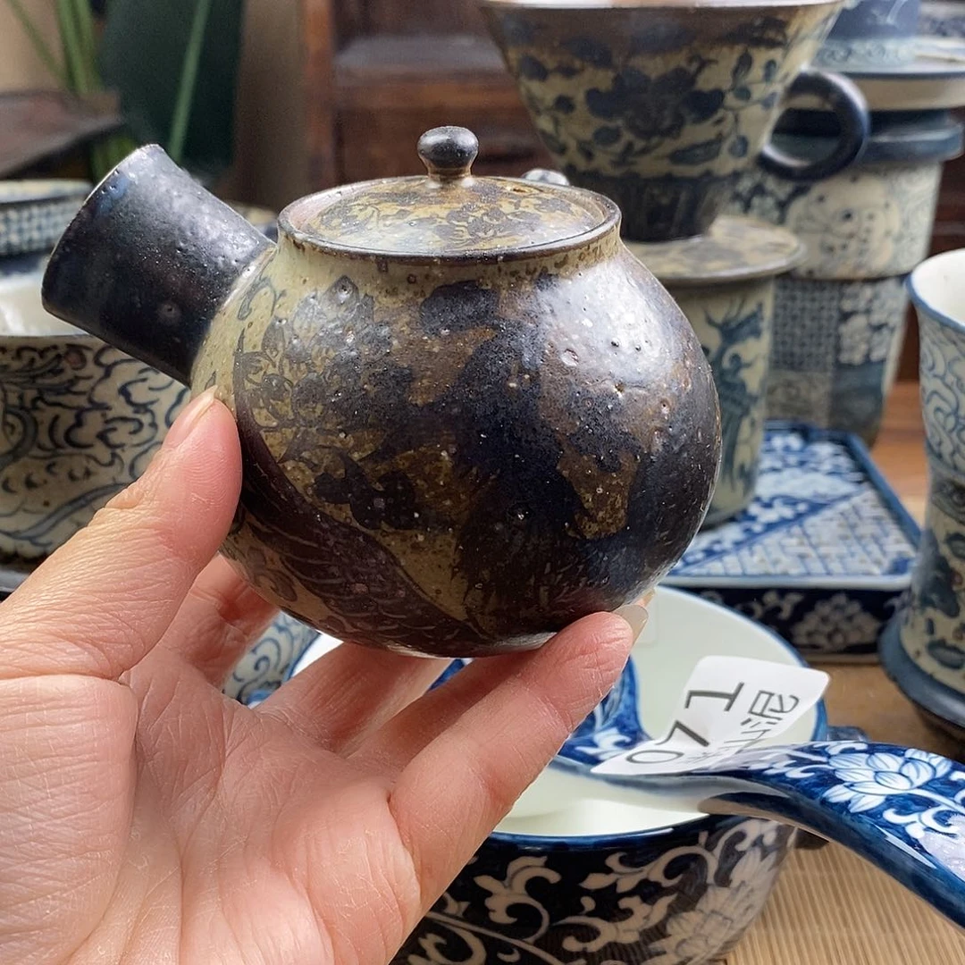 L****e手工手绘青花陶瓷