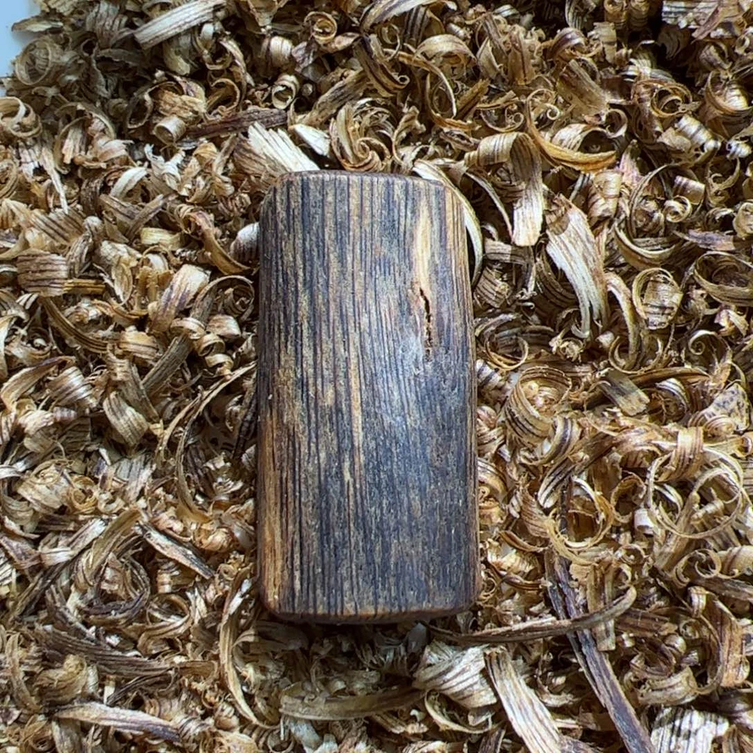 沉香碎屑沉香白棋素牌3克+