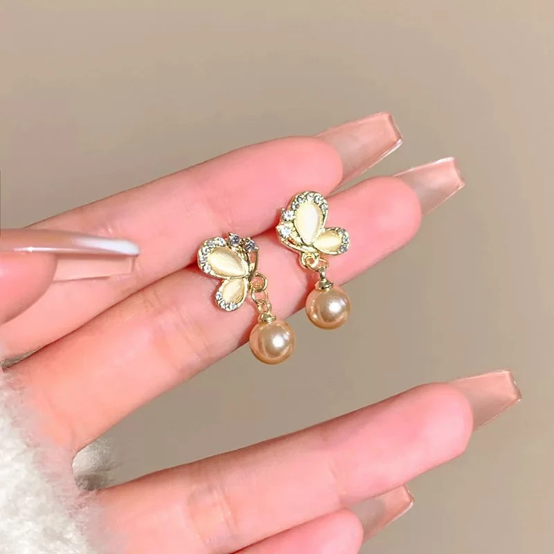 合金仿水晶耳饰 蝴蝶耳钉精致耳饰小巧轻奢日常百搭珠珠