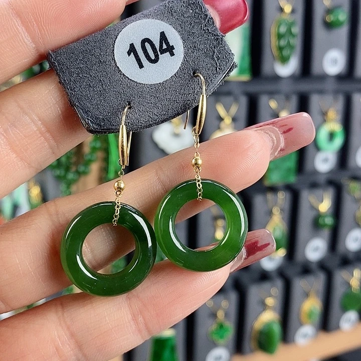 和田玉耳饰18K金镶嵌