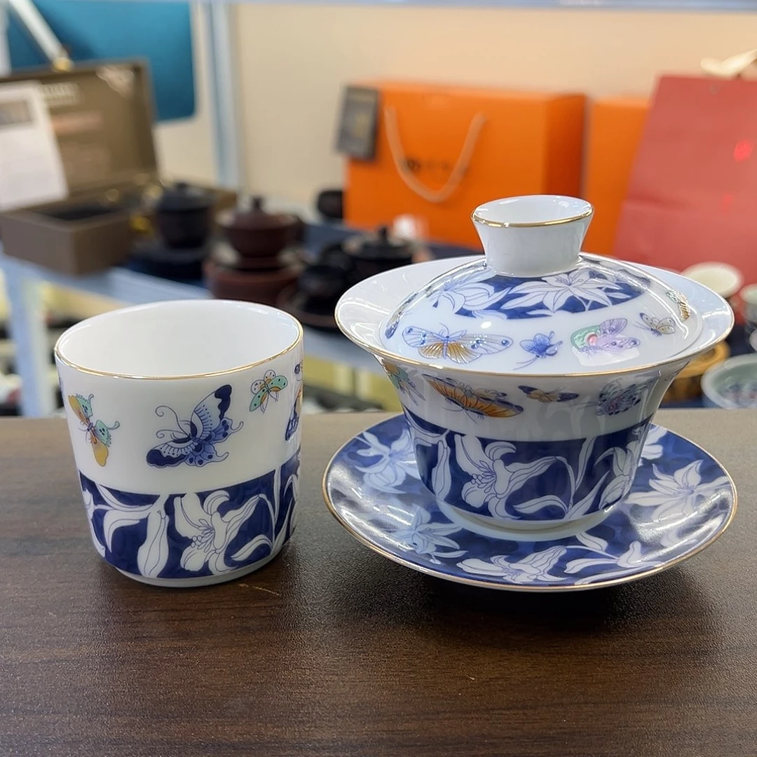 盖碗很漂亮我很喜欢