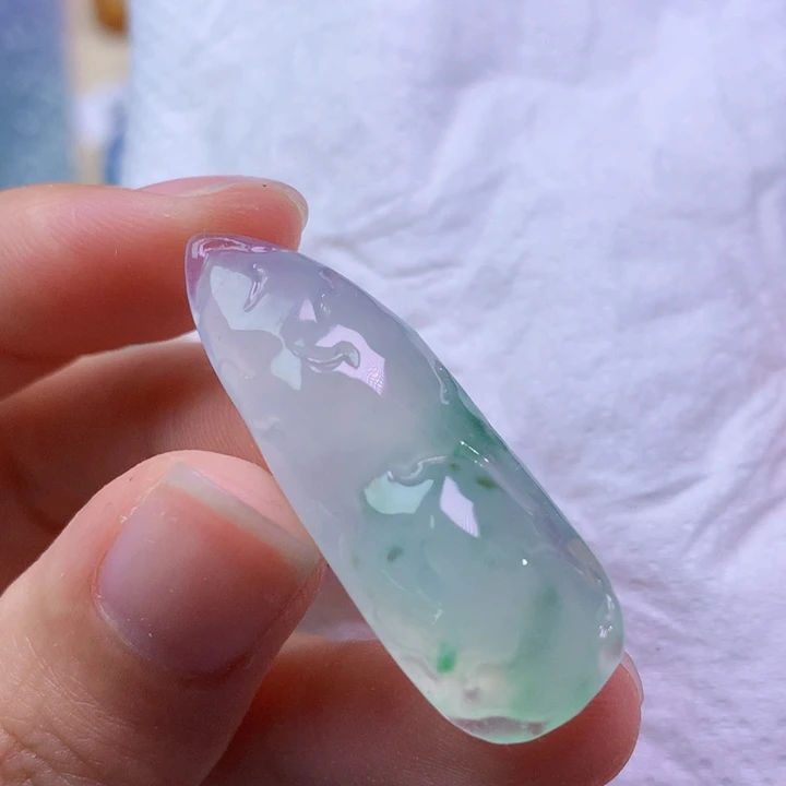 翡翠未镶嵌吊坠(不含链) 2466