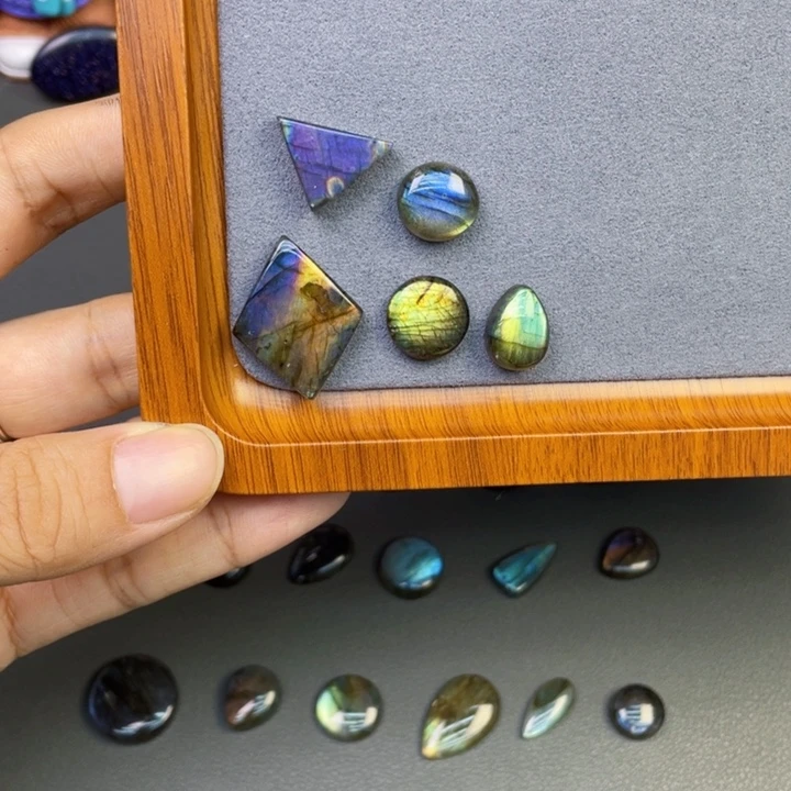 霹***菇颈饰银S925镶嵌长石