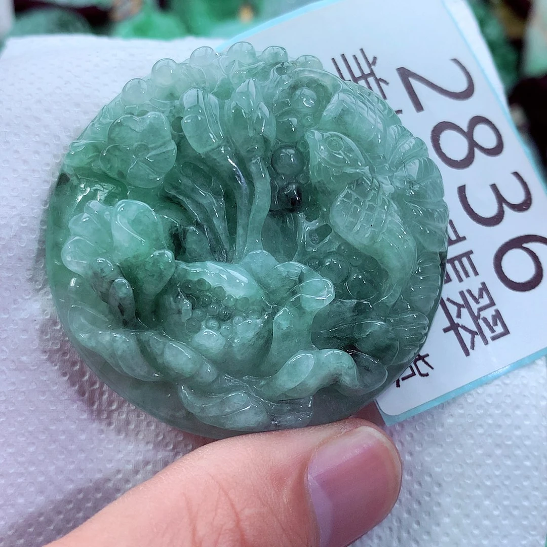 吊坠(不含链)未镶嵌翡翠