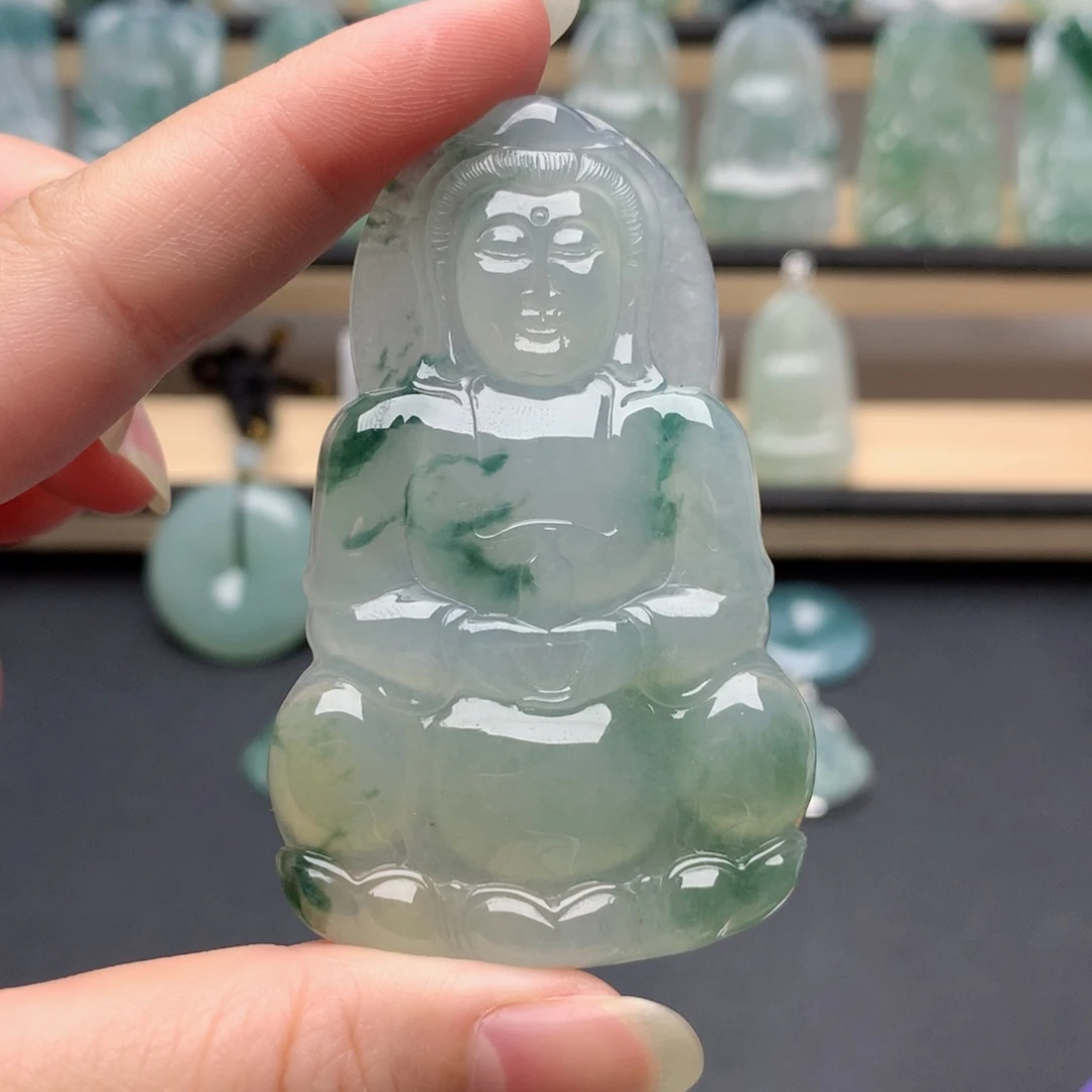 颈饰未镶嵌翡翠无**。观音
