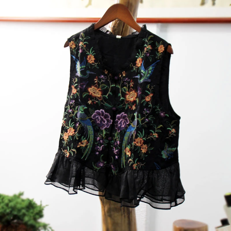 民族风马夹刺绣短款百搭显瘦复古国风背心马甲女士气质荷叶边