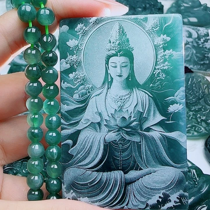 翡翠未镶嵌颈饰多样性发货天然的A货翡翠
