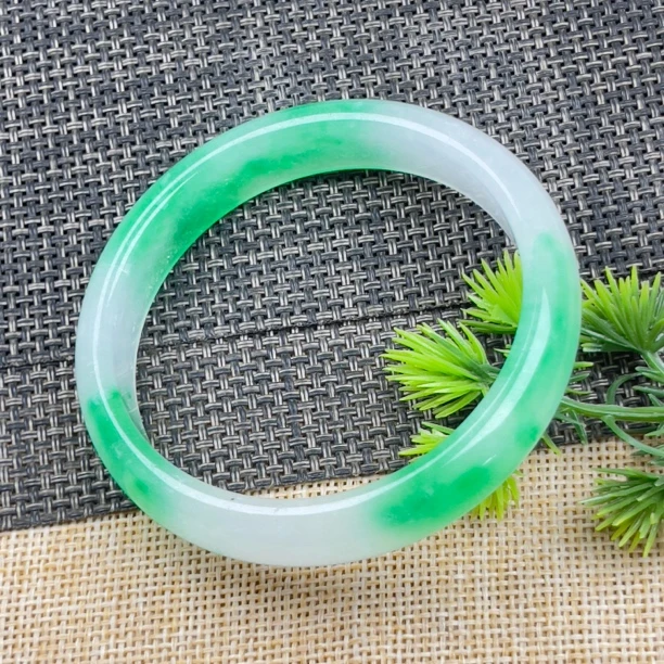 典藏爆款轻奢风三点花宽版手镯多样性发一件 奇石