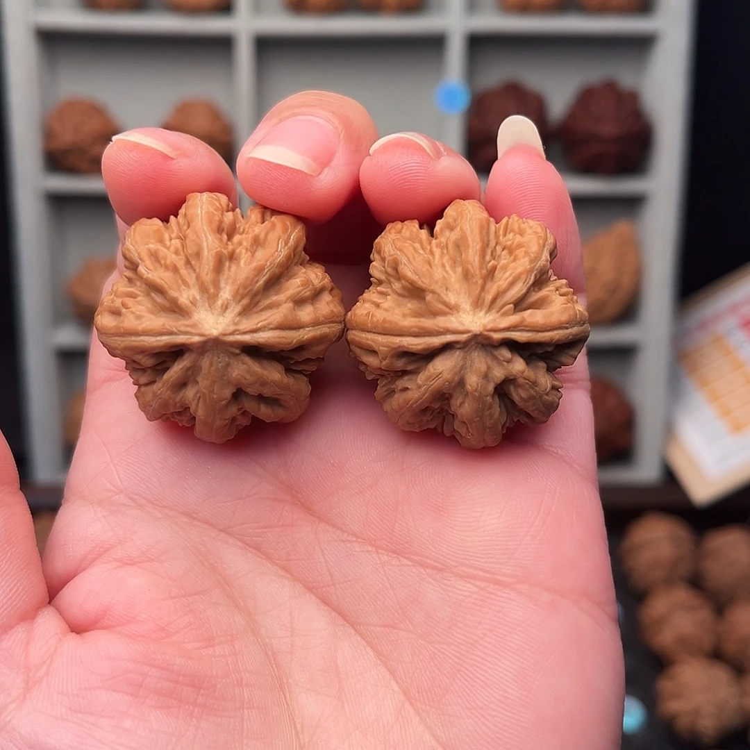 把件文玩核桃八棱王Z