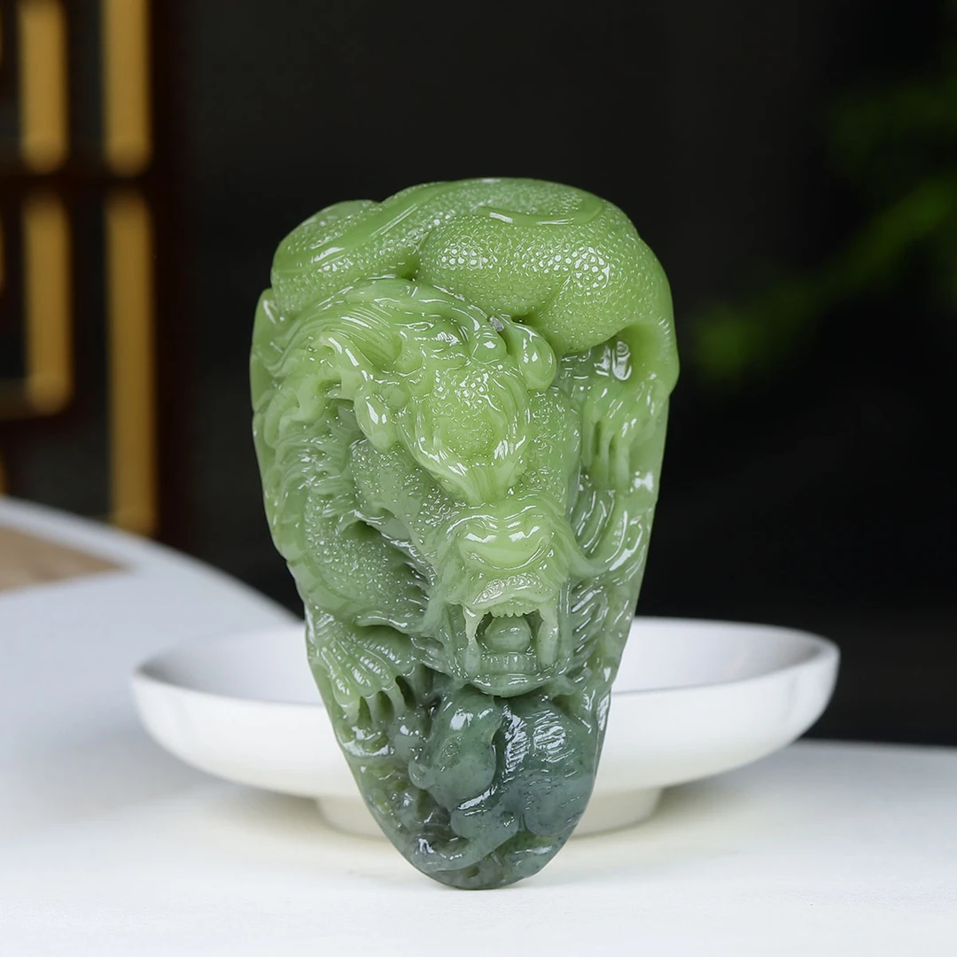 1229135和田玉碧玉龙把件