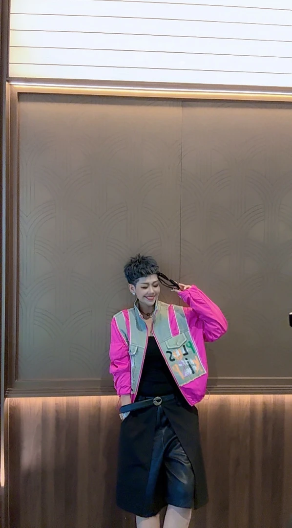 YY欧货潮牌时尚设计款拼接牛仔款外套120118